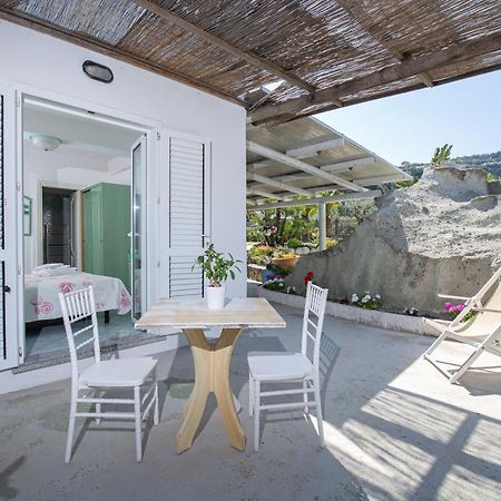 Villa Al Mare - Famiglia Calise Forio di Ischia Eksteriør bilde